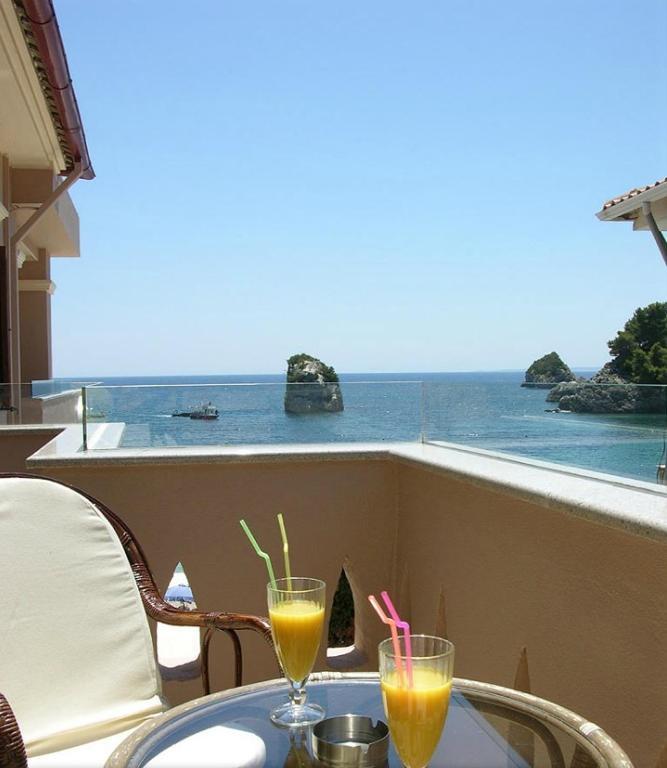 Utopia Parga Exteriör bild